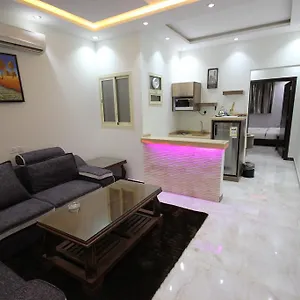 شقة فندقية أجنحة العاذرية الفندقية ***
